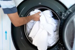 W jaki sposób suszarka Samsung AI Control pomoże Ci w codziennych obowiązkach?